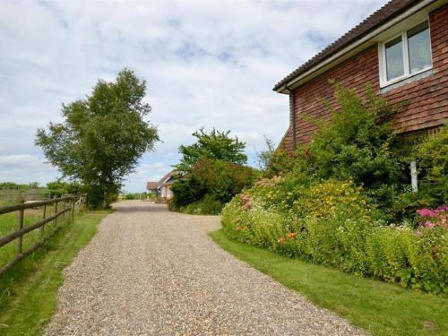 Beautiful Holiday Home in Canterbury with Outdoor Seating