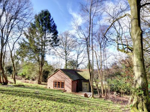 Calm Holiday Home in Hartfield Kent amidst Ashdown forest