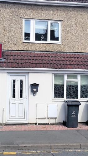 Swindon City Centre Duplex - EnterCloud9SA, Swindon, Wiltshire