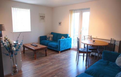 Cosy Apartment with Balcony, Herne Bay, Kent