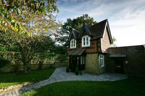 Salomons Country Cottage, Tunbridge Wells, Kent