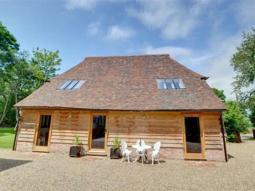 Holiday Home Saddlehurst Barn