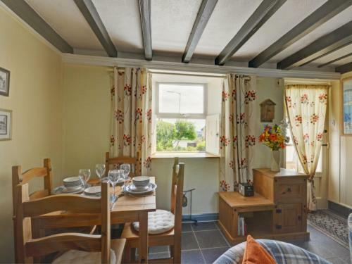 Holiday Home Mary-Rose Cottage