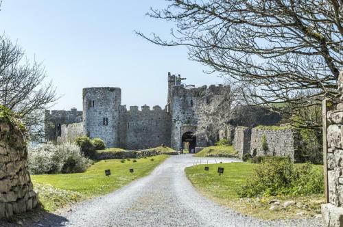 Castle House - Manorbier Castle - 5 Bedroom Castle House - Manorbier, Manorbier, Pembrokeshire