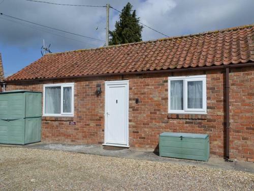 2 Bell Water Holiday Cottages - UKC4490