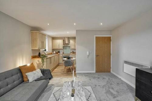 Luxury Haigh Park View Apartment, Standish, Greater Manchester