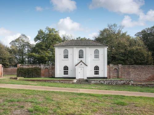 Estate Cottage