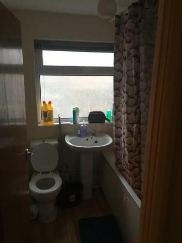 Bristol1 bedroom in 3bed house