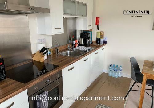 Continental Apartments Farnborough with FREE Netflix, Parking and Wi-Fi