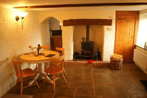 Cosy cottage nestled between Exmoor and the coast, Washford, Somerset