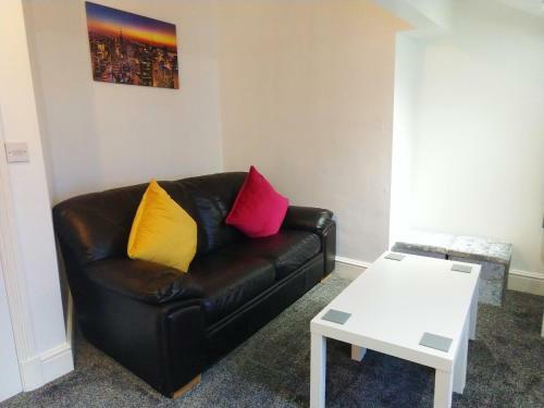 Derwent Street Apartment 3 - Self Contained - 2 Bed Self Catering Apartment, Workington, Cumbria