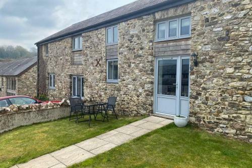 Beautiful guest suite in barn conversion