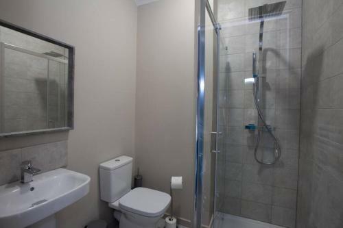 Bright Refurbished 1Bed Apartment Free WIFI