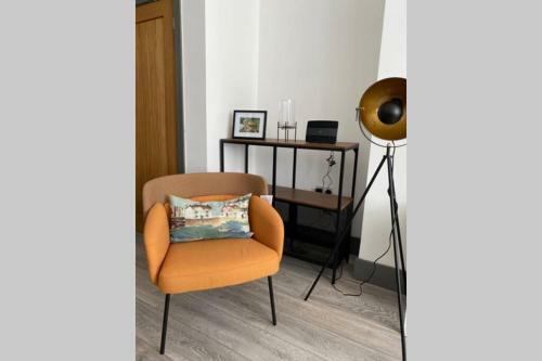 Cliftonville Costa Coffee Condo, pet friendly