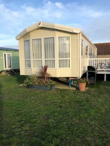 Romney Sands Holiday Home