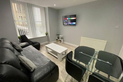 Central Serviced Apartments - Campbell Street, Dundee, Angus