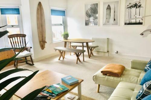 Stylish apartment located 30 secs to the seafront, Exmouth, Devon