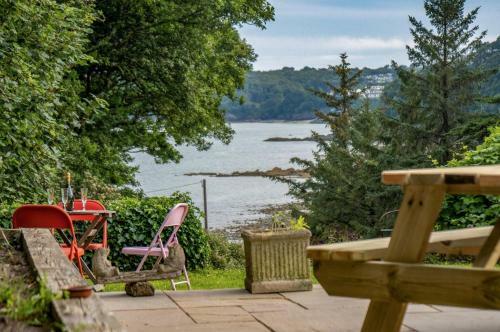 Sea View - 2 Bedroom Cottage - Wisemans Bridge - Saundersfoot, Stepaside, Pembrokeshire