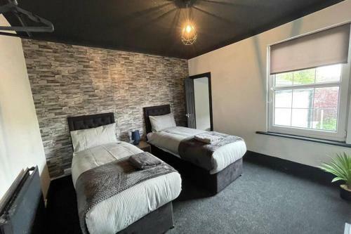 Portland Hideaway- Free Parking & Hot Tub, Gillingham, Kent