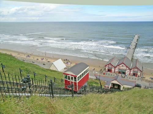 2 bed house -close to Cleveland way,lovely beaches