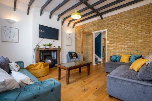 Newly Renovated Townhouse 5 mins from Seafront, Brighton and Hove, East Sussex